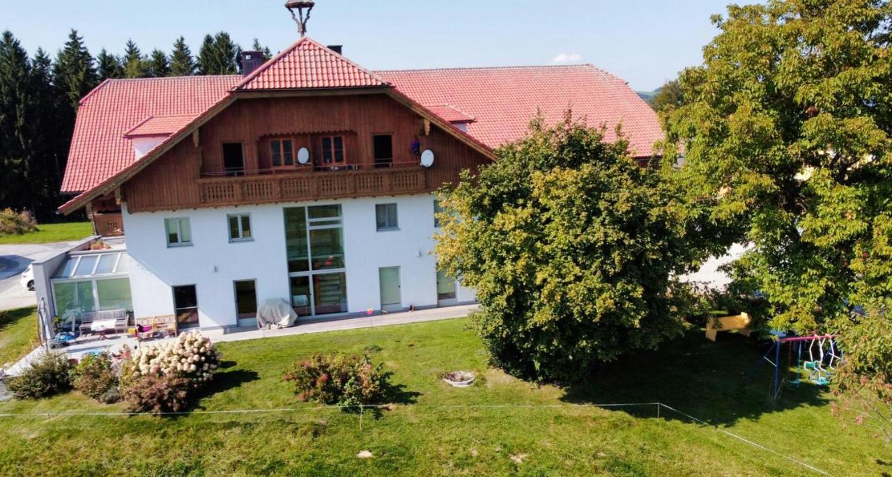 Idyllische Designer-Apartments Am Bio-Bauernhof In Salzburgerseenland Schmiding 10 Seekirchen am Wallersee Zewnętrze zdjęcie